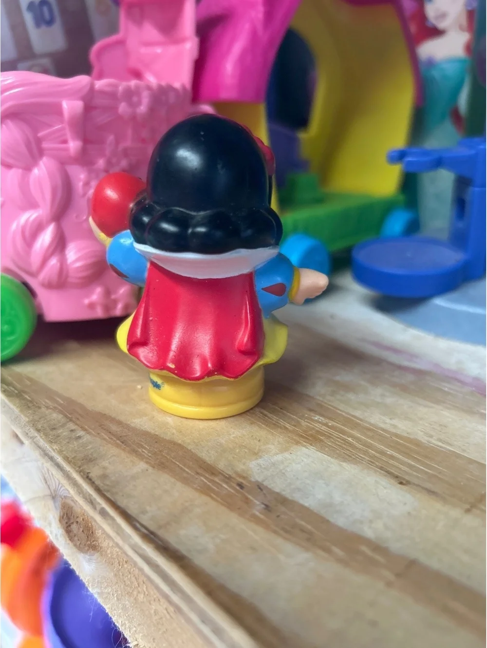 Fisher-Price Little People Disney Snow White Figure